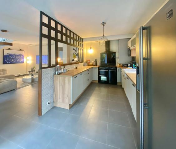 Appartement à vendre 5 pièces CHOISY LE ROI (94)