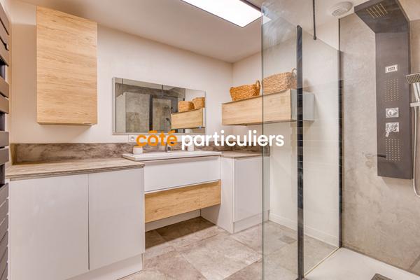 Vente Maison90 m² - 5 Pièces - LA ROCHE SUR YON (85000)