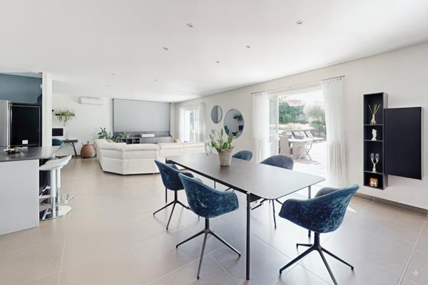 Pennes-Mirabeau (13170) Villa de Plain-pied 210m² - Terrain 1050m²