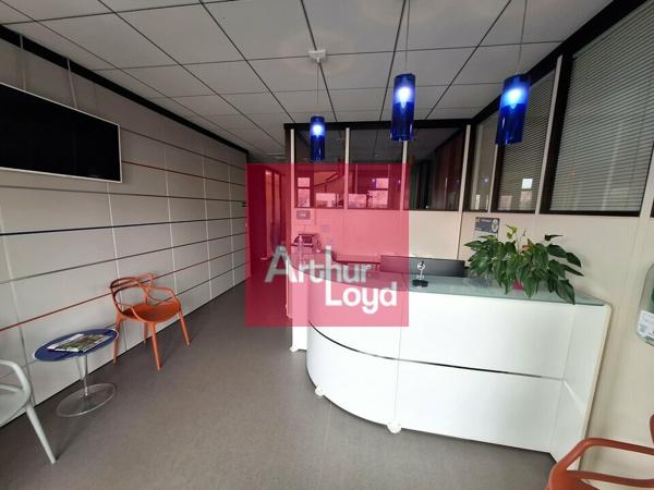 CLERMONT-FERRAND ZI BREZET À LOUER BUREAUX 250 M2