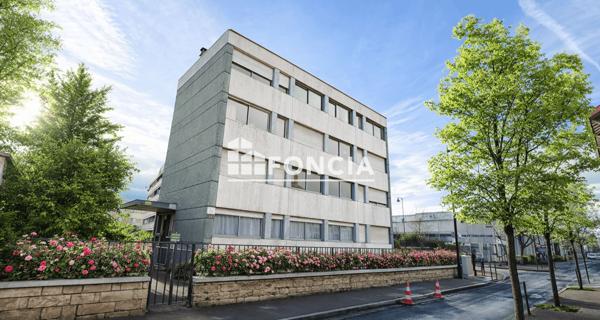 À vendre Studio 29.31 m² - Rueil-malmaison 92500