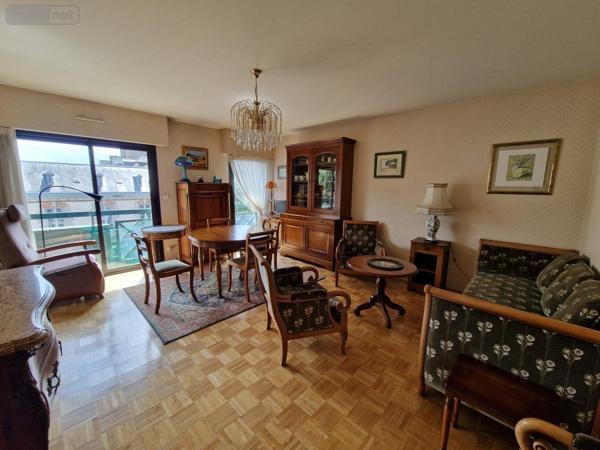 Appartement à vendre à Pontivy dans le Morbihan (56300), ref : 56062-2194