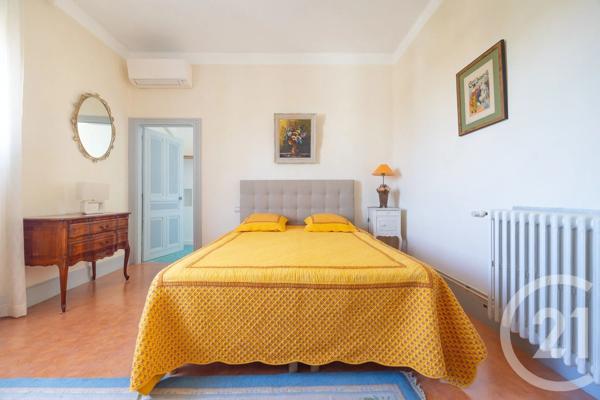 Maison à vendre  8 pièces - 202,50 m 2   CARMAUX  - 81