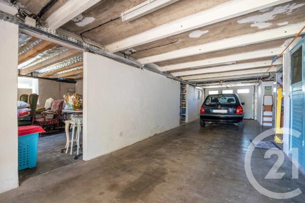 Maison à vendre  8 pièces - 202,50 m 2   CARMAUX  - 81