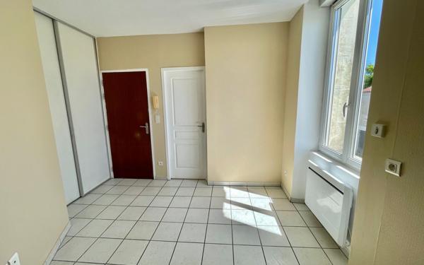 Appartement à louer    1 pièce •  Périgueux