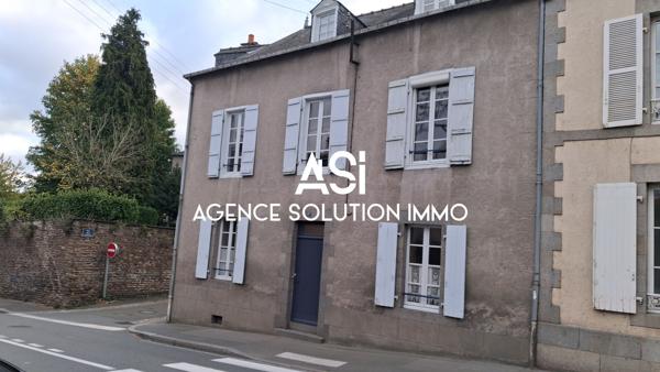 Maison de ville idéalement située à Mayenne - Town house great location in Mayenne