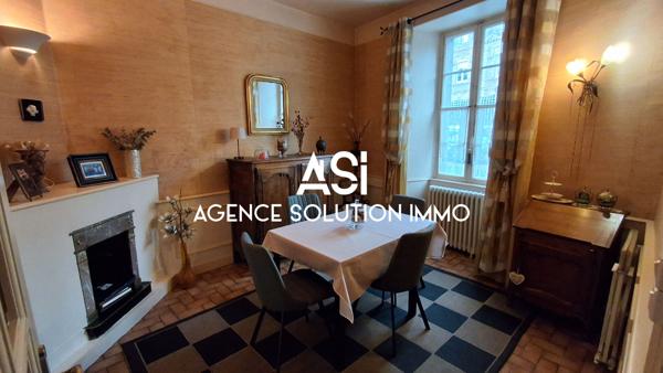 Maison de ville idéalement située à Mayenne - Town house great location in Mayenne