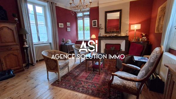 Maison de ville idéalement située à Mayenne - Town house great location in Mayenne