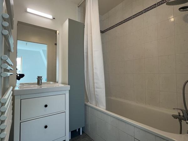 Appartement à louer |                                        Aubergenville |                                        2 pièces  | 44 m²