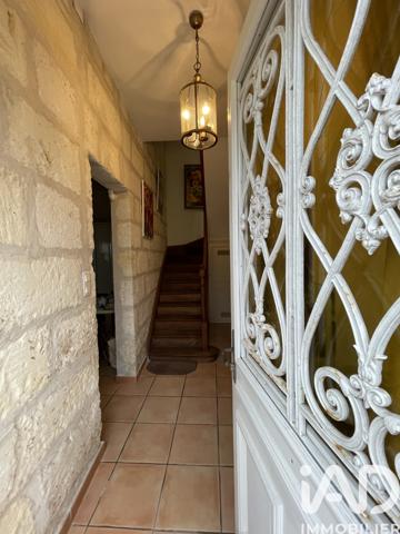 Maison à vendre 7 pièces 193 m² Saintes