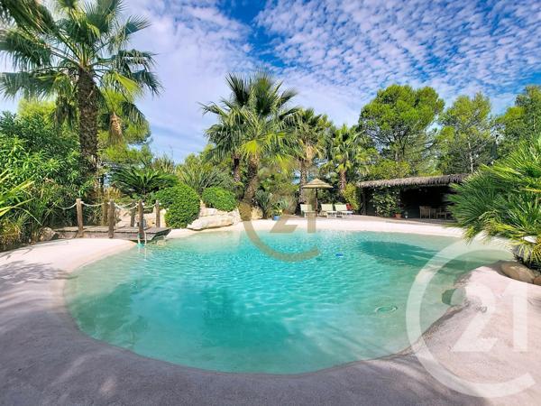 Maison à vendre  7 pièces - 299,63 m2 DRAGUIGNAN - 83