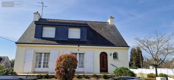 Maison à vendre à Pontivy dans le Morbihan (56300), ref : 56064-1512