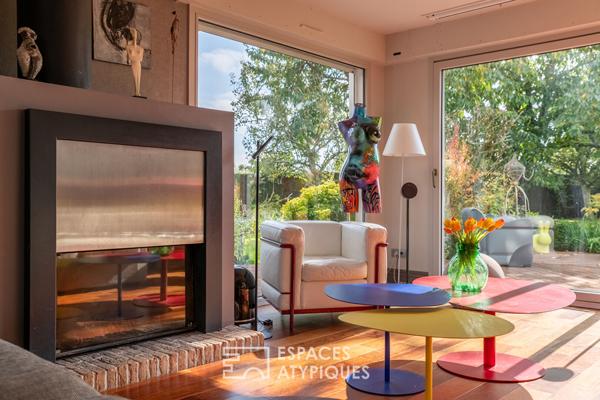 Maison d’architecte en ossature bois avec piscine et vue sur le golf