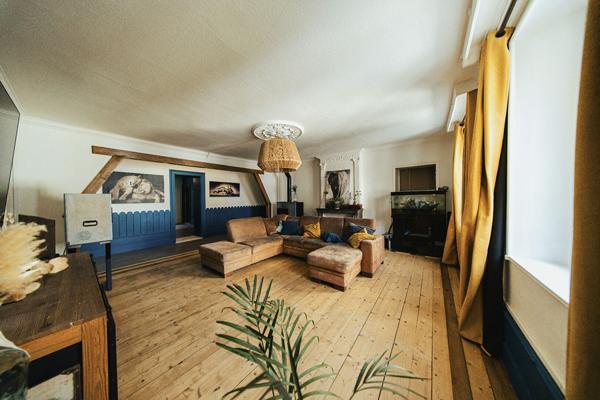 Appartement 5 pièces 226.4 m2