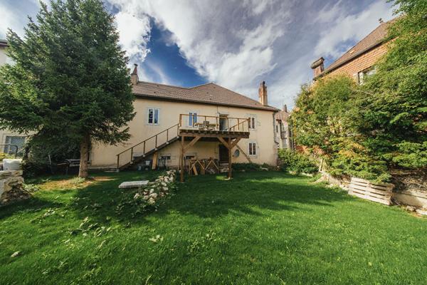 Appartement 5 pièces 226.4 m2