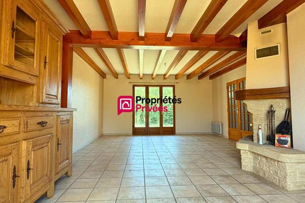 Maison T5 à vendre de 116 m² avec sous-sol complet et combles aménageables à Saint Gervais D'Auvergne 63390