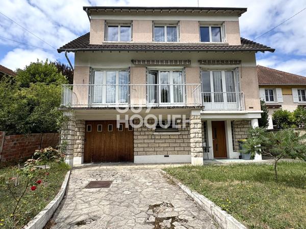 MAISON À VENDRE DE 7 PIÈCES DE 153,00 M²