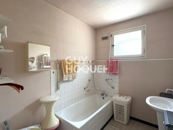 MAISON À VENDRE DE 7 PIÈCES DE 153,00 M²