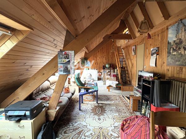 MAISON À VENDRE DE 7 PIÈCES DE 153,00 M²