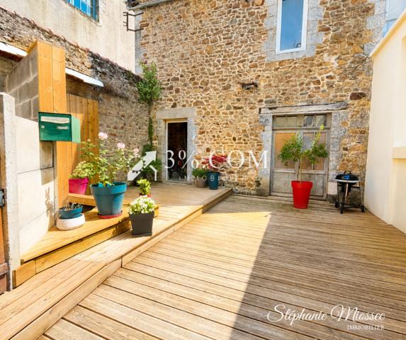 Maison 3 pièce(s) 2 chambre(s) 141 m²