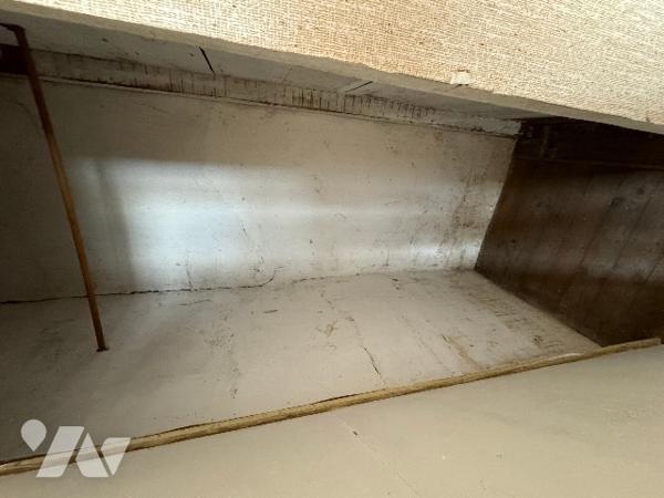 Maison d'habitation à NONANT LE PIN (env 85 m² habitable) à rénover située dans le bourg