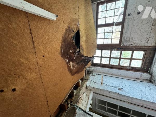 Maison d'habitation à NONANT LE PIN (env 85 m² habitable) à rénover située dans le bourg