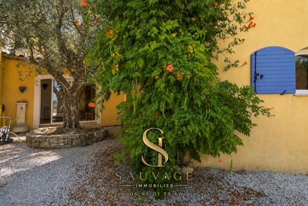 DRAGUIGNAN – LA VAUGINE – BASTIDE FAMILIALE AVEC PISCINE SUR 2 500 M²