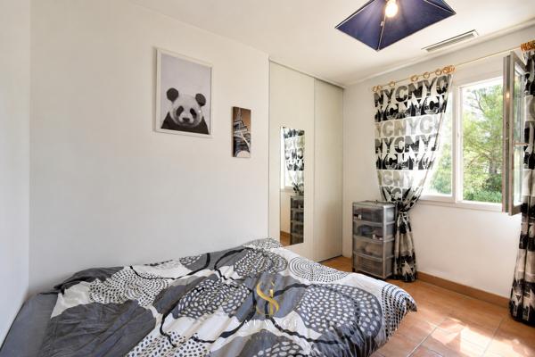 DRAGUIGNAN – LA VAUGINE – BASTIDE FAMILIALE AVEC PISCINE SUR 2 500 M²