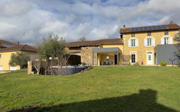 Maison à vendre    4 pièces • 115 m2 Saint-Victurnien