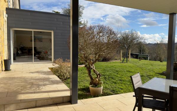 Maison à vendre    4 pièces • 115 m2 Saint-Victurnien