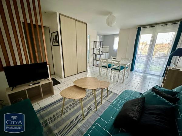 Appartement à louer 2 pièces 36.72m² Châteauroux (36000)