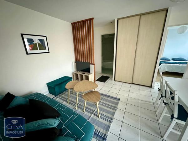 Appartement à louer 2 pièces 36.72m² Châteauroux (36000)