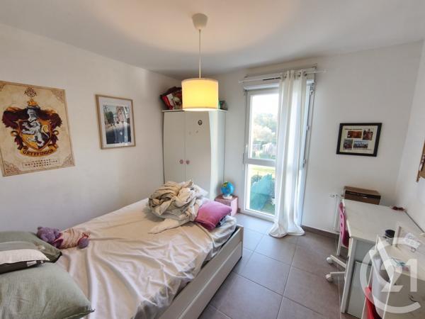 Appartement T3 à vendre  3 pièces - 56,89 m2 GIGNAC LA NERTHE - 13