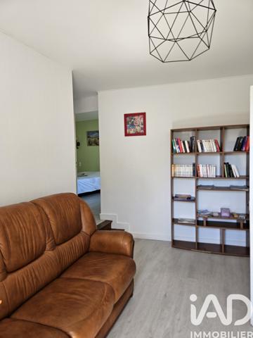 Maison à vendre 5 pièces 124 m² Saint-Bonnet-sur-Gironde