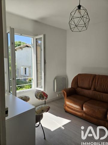 Maison à vendre 5 pièces 124 m² Saint-Bonnet-sur-Gironde