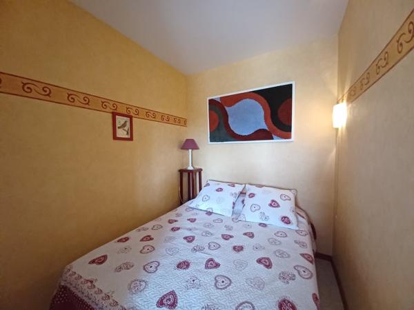 Parking + appartement + annexe