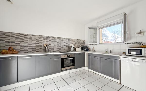 Maison à vendre    4 pièces •  Bressols