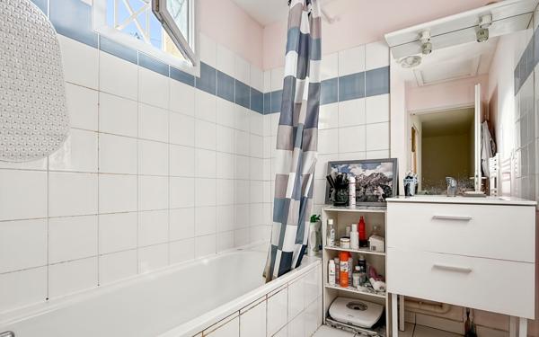 Maison à vendre    4 pièces •  Bressols