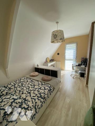 NOUVEAUTE TRENTE CINQ NOTAIRES !! PONT-PEAN, dans un quartier calme et arboré, vous serez sédui...