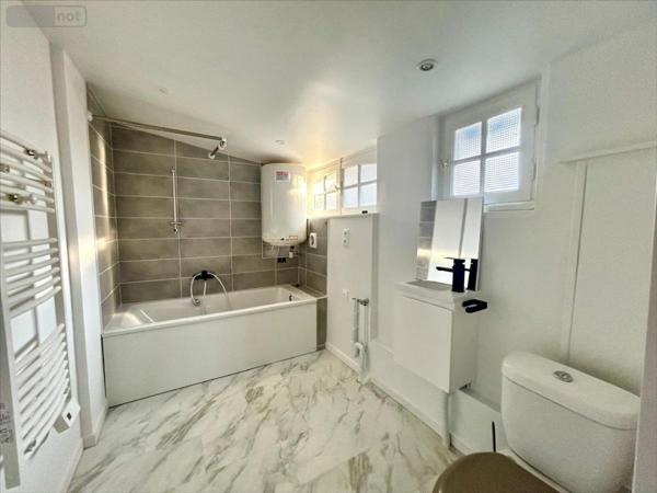 Maison à vendre à Quettehou dans la Manche (50630), ref : 50061-1079360