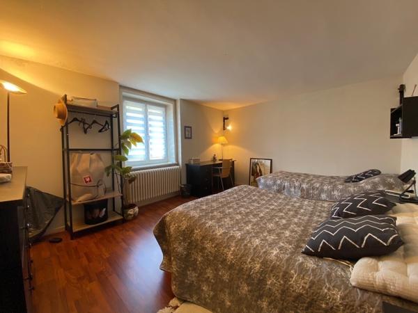 Velaine en haye 215K€, maison en bon état de 219M2 avec terrasse