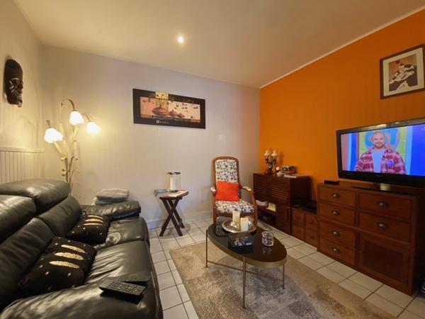 Velaine en haye 215K€, maison en bon état de 219M2 avec terrasse