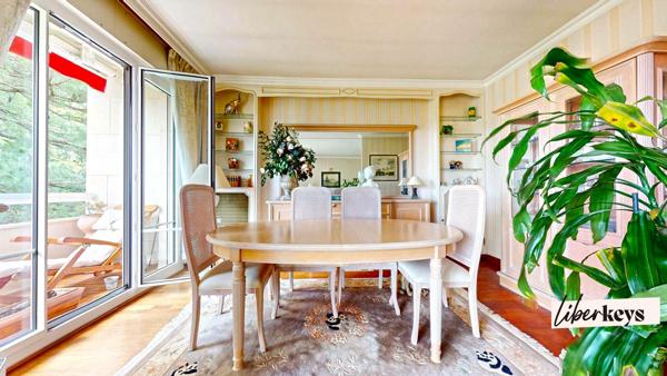 5 pièces familial de 93 m² | Dernier étage | Balcon, vue dégagée et cave