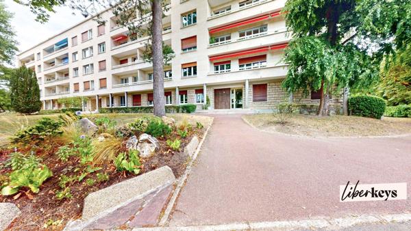 5 pièces familial de 93 m² | Dernier étage | Balcon, vue dégagée et cave