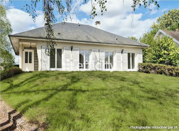 Maison
         4 pièces
        - 95 m² Exclusivité 235 000 € *