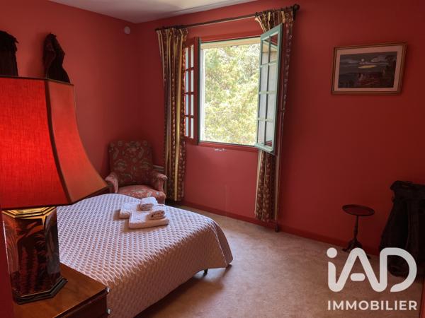 Maison à vendre 9 pièces 350 m² Bagnols-sur-Cèze