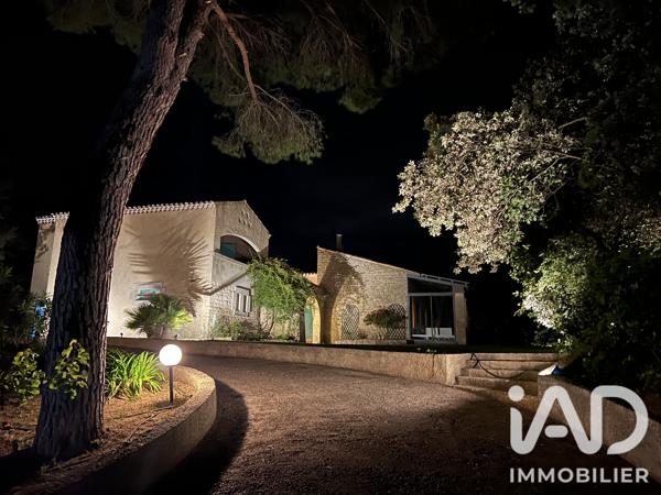 Maison à vendre 9 pièces 350 m² Bagnols-sur-Cèze