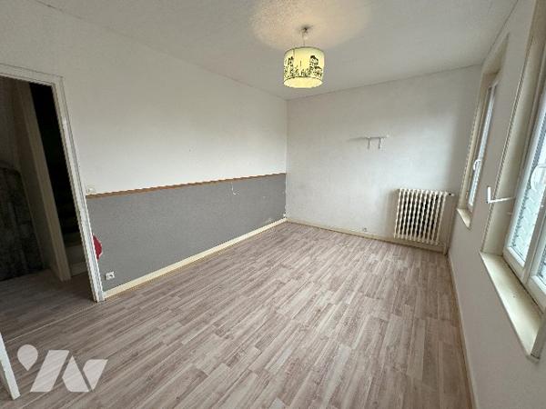 MAISON - 3 CHAMBRES - JARDIN