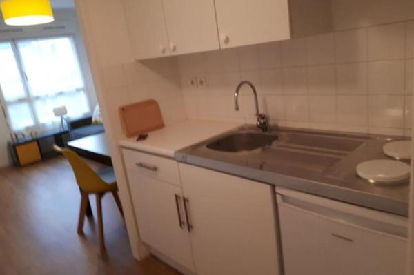 Location - Appartement 1 pièces 23 m 2 LE MANS (72000)