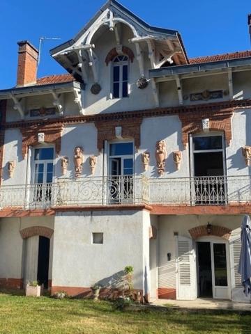 Maison bourgeoise à vendre 7 pièces (12)